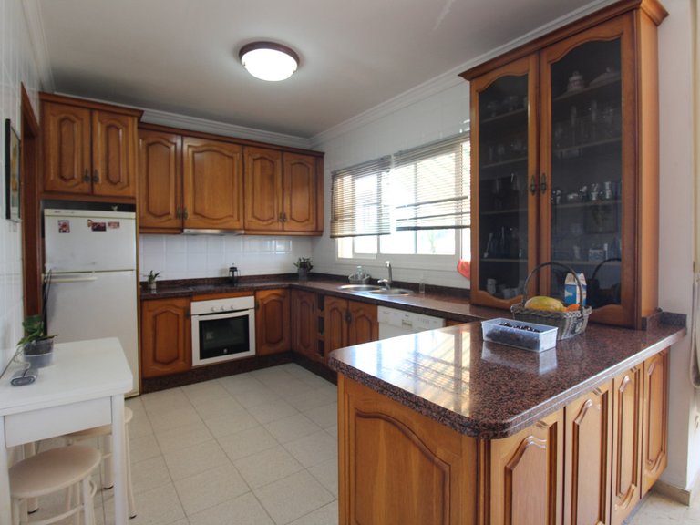 Villa for Sale in Nueva Andalucía, Malaga 26
