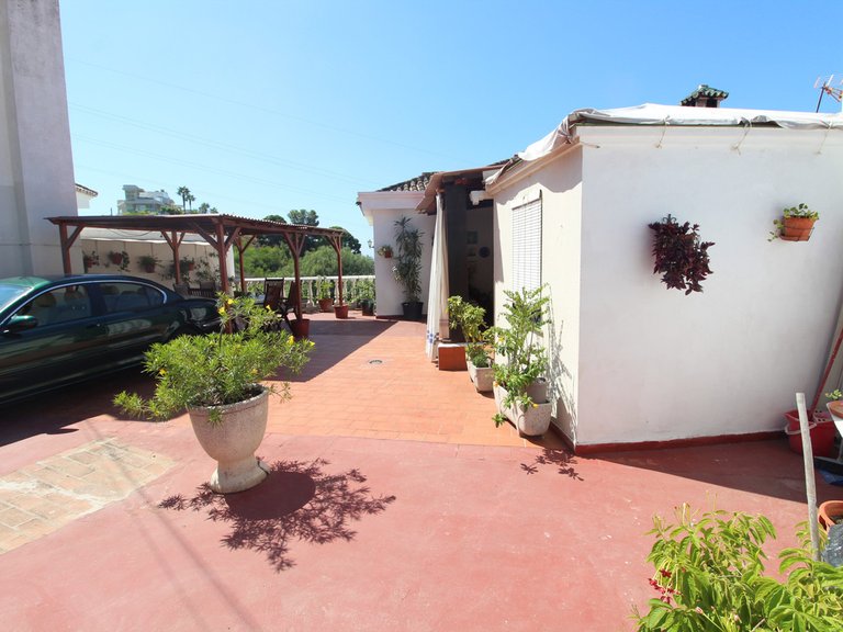 Villa for Sale in Nueva Andalucía, Malaga 7
