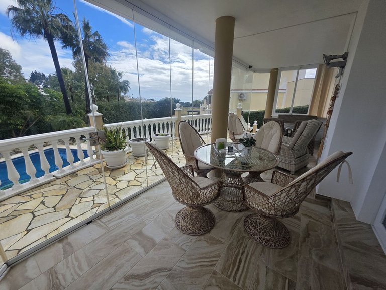 Villa for Sale in Calahonda, Malaga 3