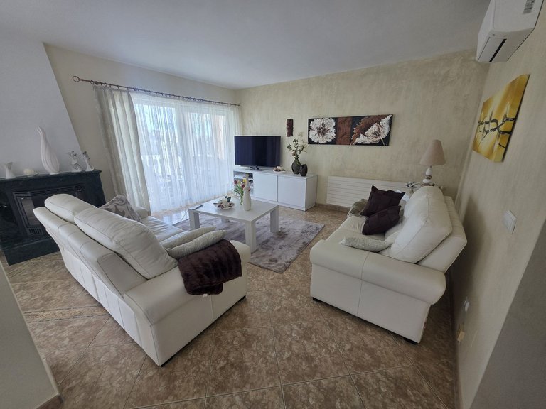 Villa for Sale in Calahonda, Malaga 8