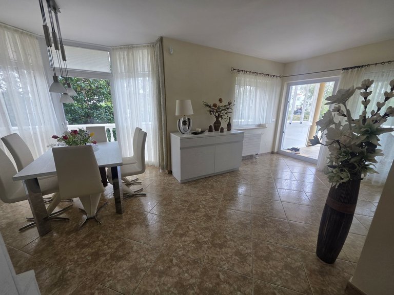 Villa for Sale in Calahonda, Malaga 9