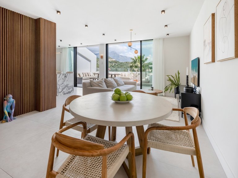 Apartment for Sale in La Quinta, Malaga 10