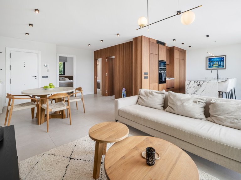 Apartment for Sale in La Quinta, Malaga 11