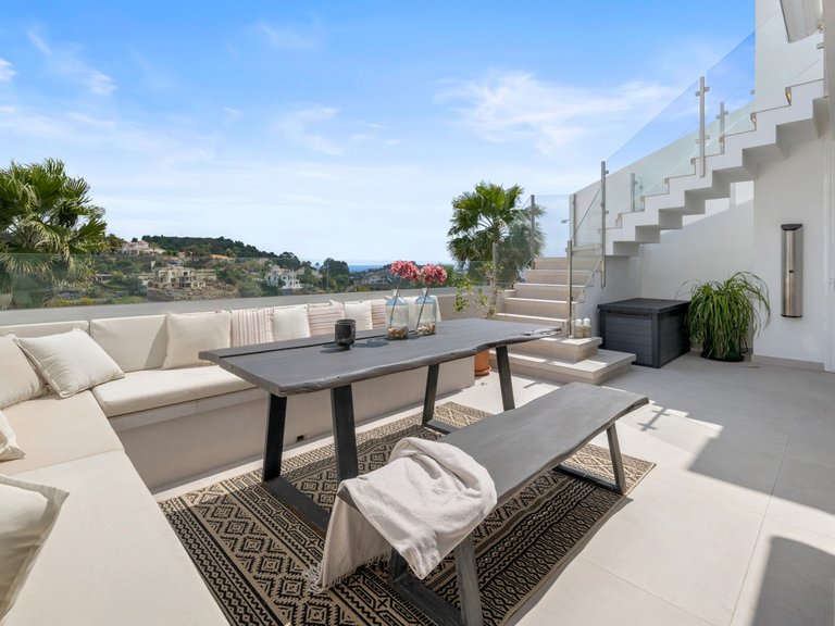 Apartment for Sale in La Quinta, Malaga 2