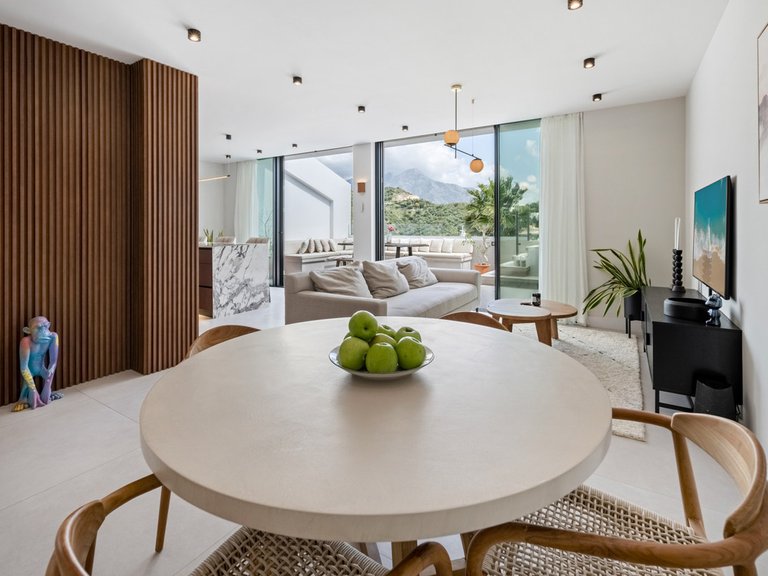 Apartment for Sale in La Quinta, Malaga 34
