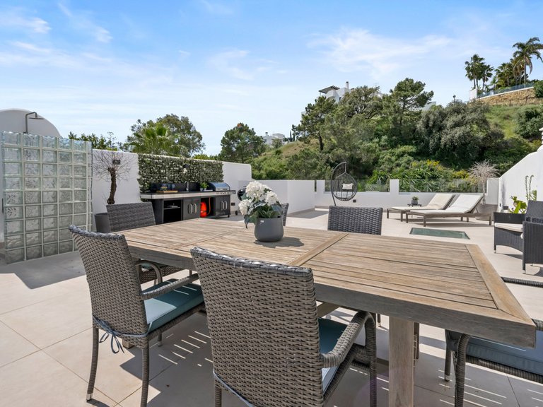 Apartment for Sale in La Quinta, Malaga 44