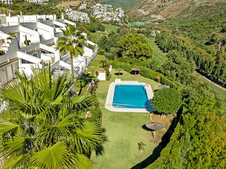 Apartment for Sale in La Quinta, Malaga 53