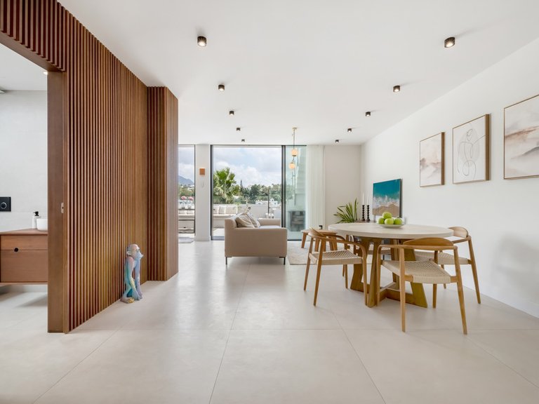 Apartment for Sale in La Quinta, Malaga 9
