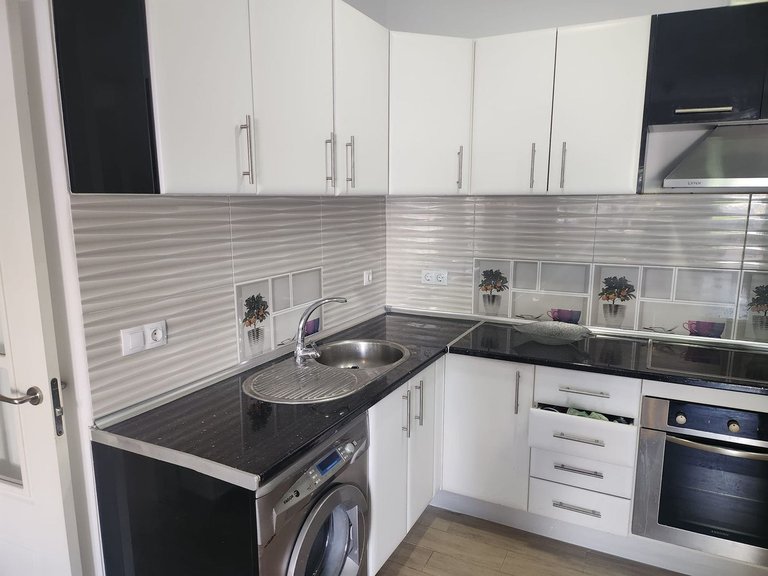 Apartment for Sale in Las Lagunas, Malaga 10