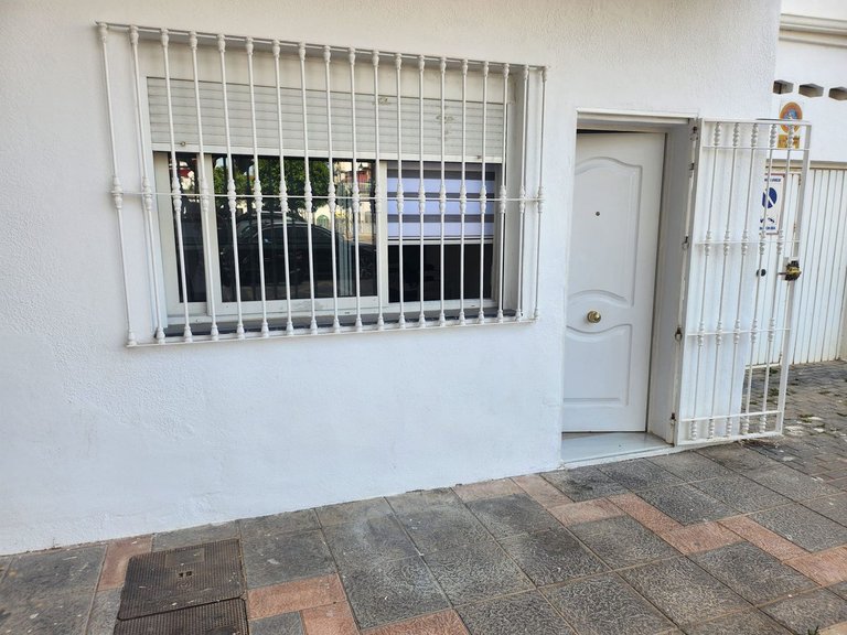 Apartment for Sale in Las Lagunas, Malaga 18