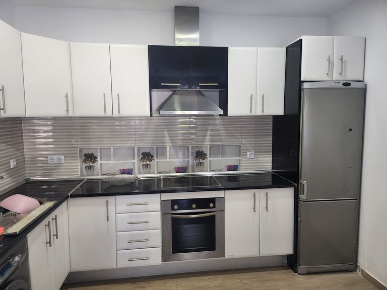 Apartment for Sale in Las Lagunas, Malaga 8