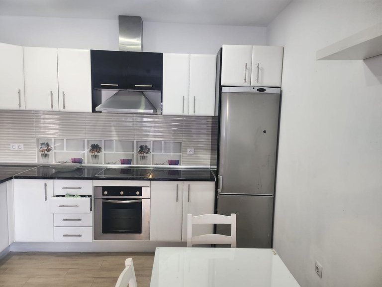 Apartment for Sale in Las Lagunas, Malaga 9