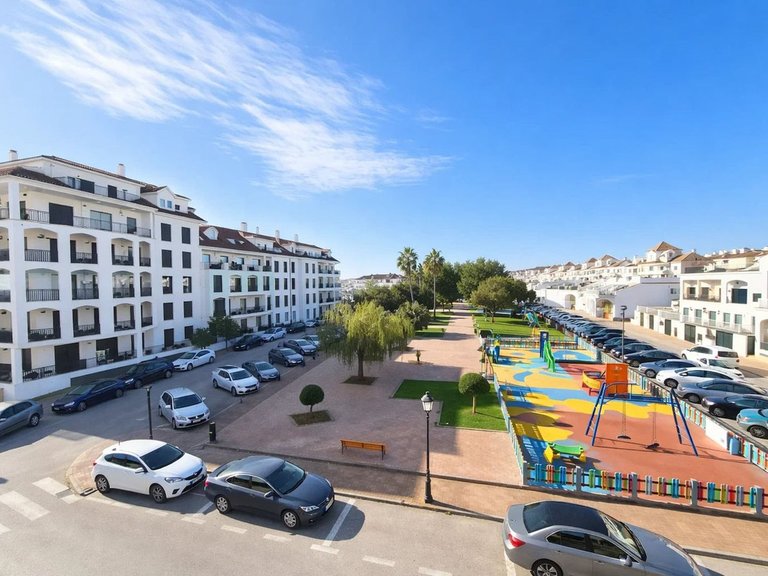 Apartment for Sale in La Duquesa, Malaga 15