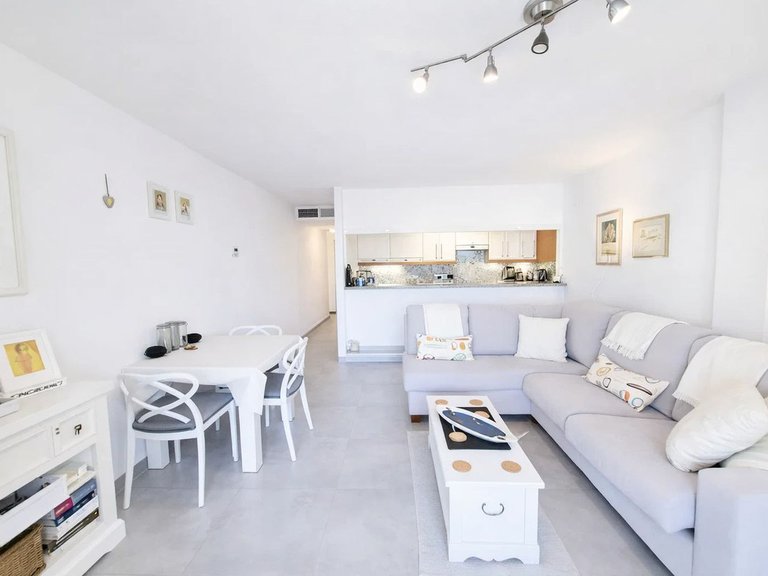 Apartment for Sale in La Duquesa, Malaga 4