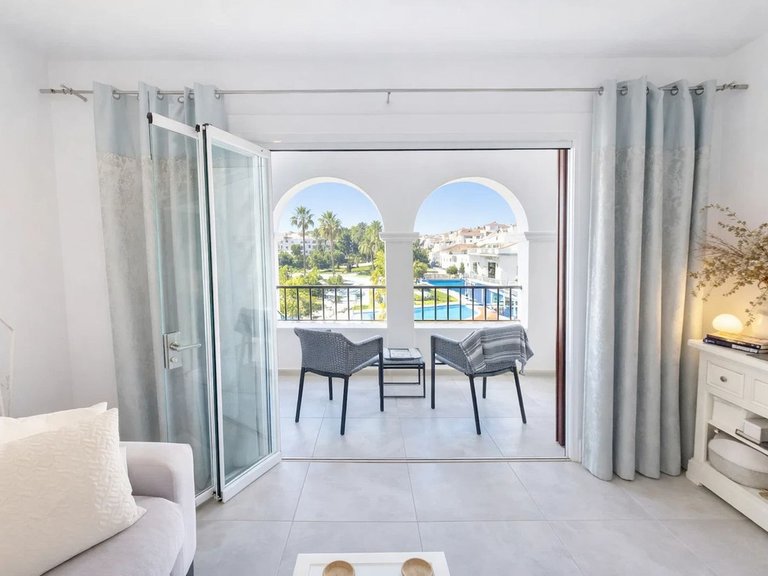 Apartment for Sale in La Duquesa, Malaga 6