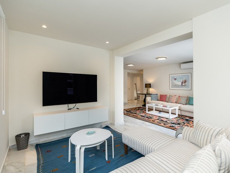 Villa for Sale in Marbesa, Malaga 26