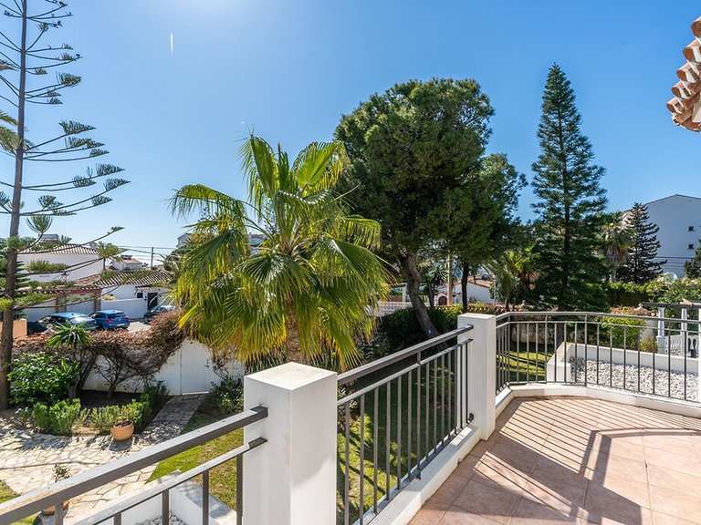 Villa for Sale in Marbesa, Malaga 33