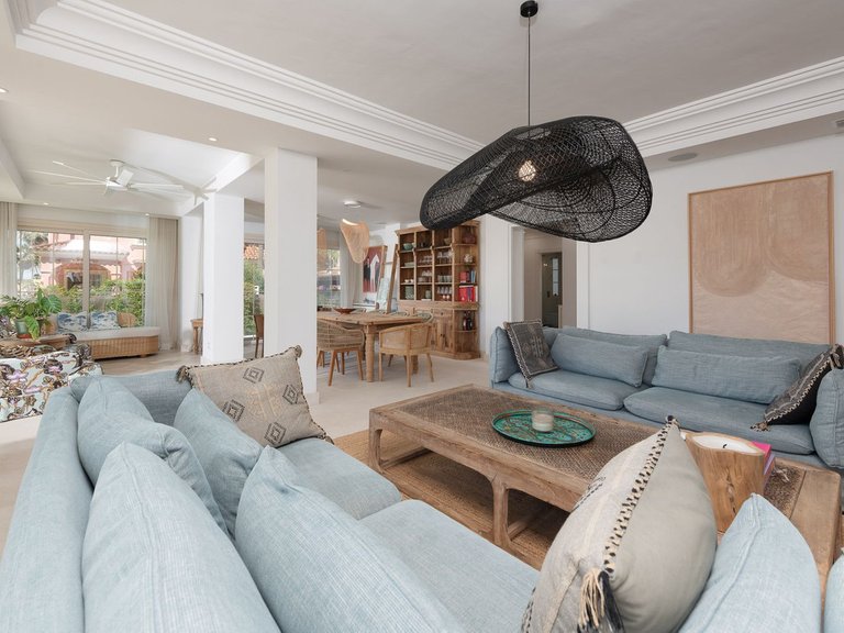 Villa for Sale in Puerto Banús, Malaga 28