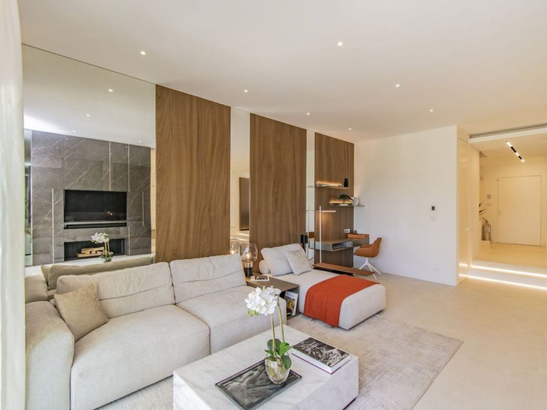 Villa for Sale in Puerto Banús, Malaga 13