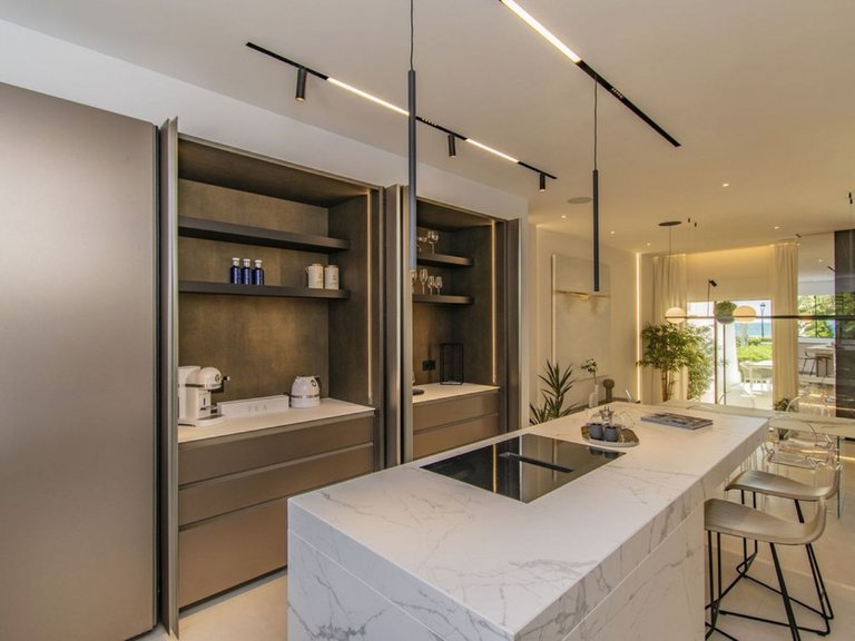 Villa for Sale in Puerto Banús, Malaga 8