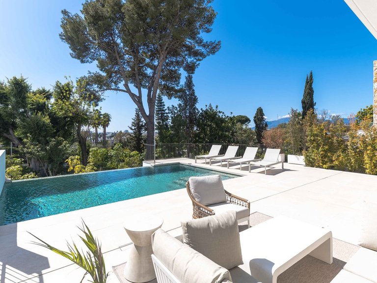 Villa for Sale in San Pedro De Alcántara, Malaga 43