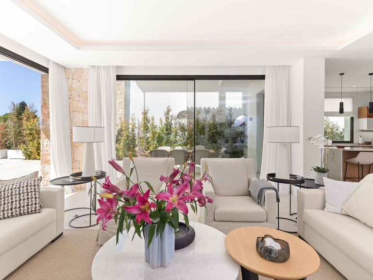 Villa for Sale in San Pedro De Alcántara, Malaga 5