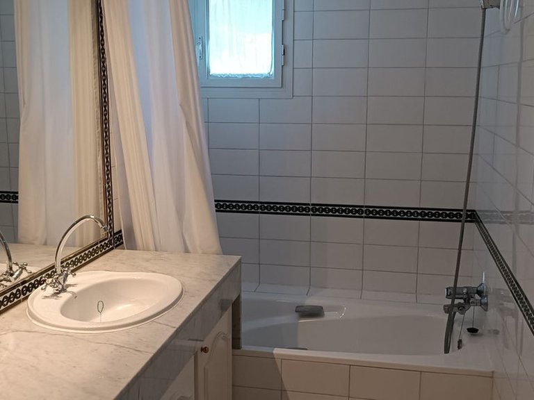 Apartment for Sale in Guadalmina Baja, Malaga 15