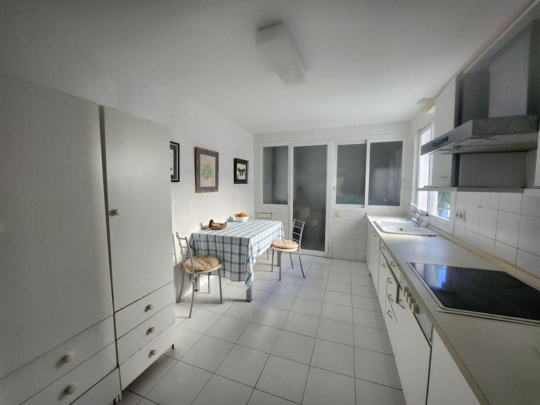 Apartment for Sale in Guadalmina Baja, Malaga 16