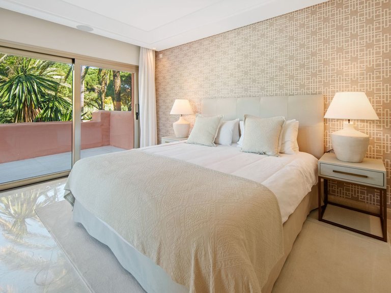 Apartment for Sale in Marbella, Malaga 24