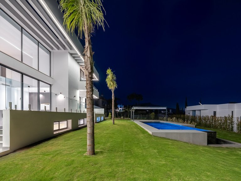 Villa for Sale in Costa del Sol Benahavís, Malaga 31