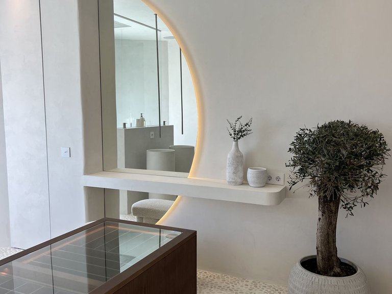 Penthouse for Sale in The Golden Mile, Malaga 14