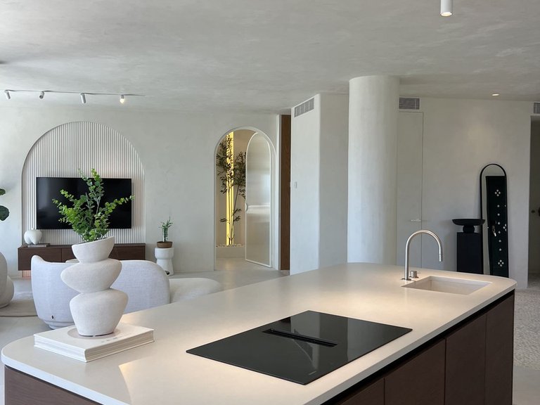 Penthouse for Sale in The Golden Mile, Malaga 3