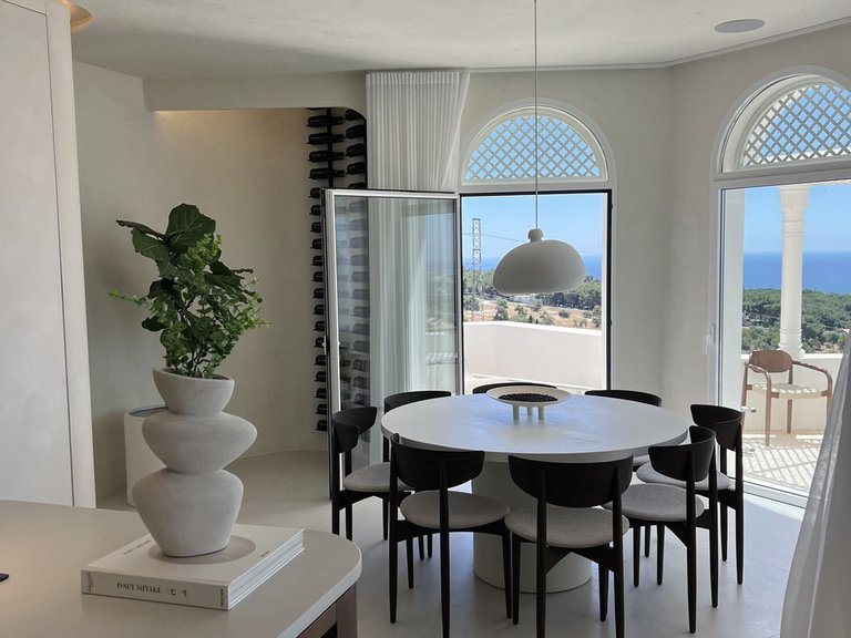 Penthouse for Sale in The Golden Mile, Malaga 5