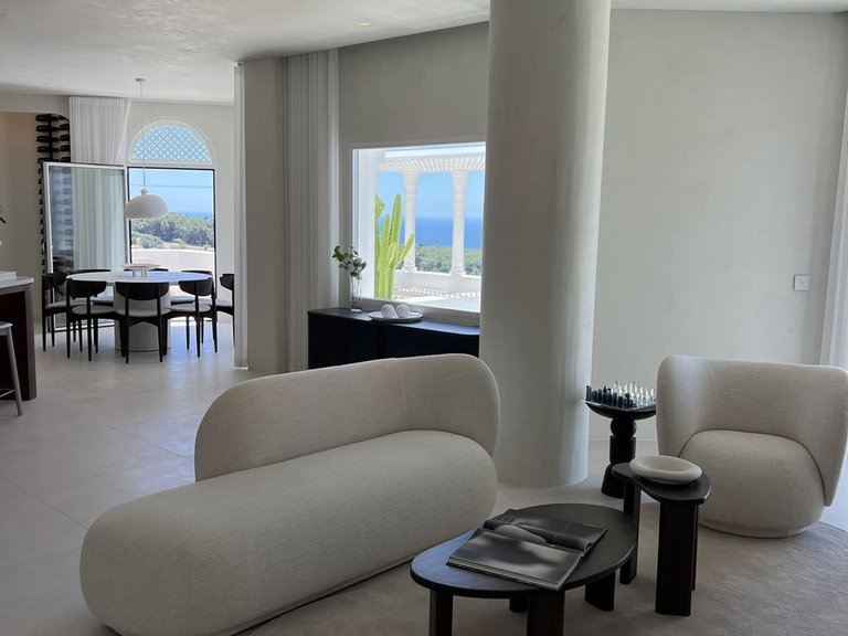 Penthouse for Sale in The Golden Mile, Malaga 8