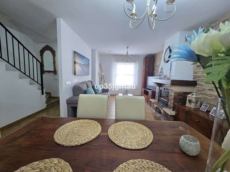 Villa for Sale in Cancelada, Malaga 10