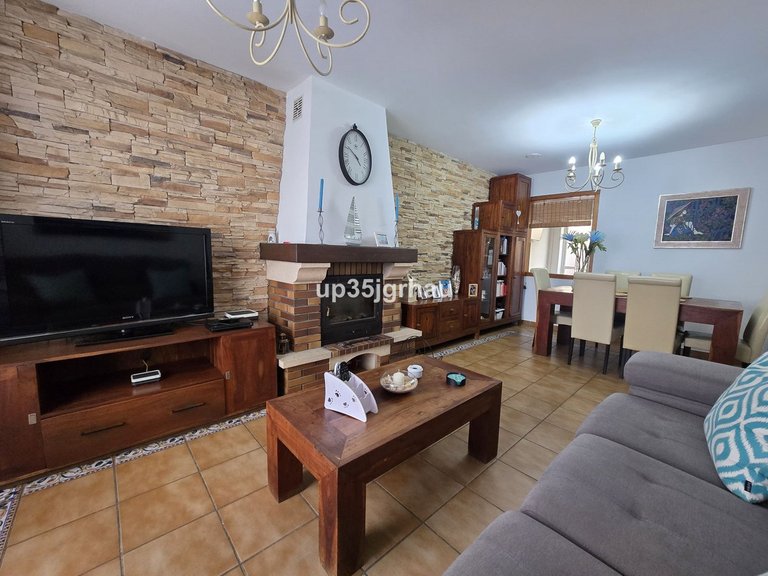 Villa for Sale in Cancelada, Malaga 2