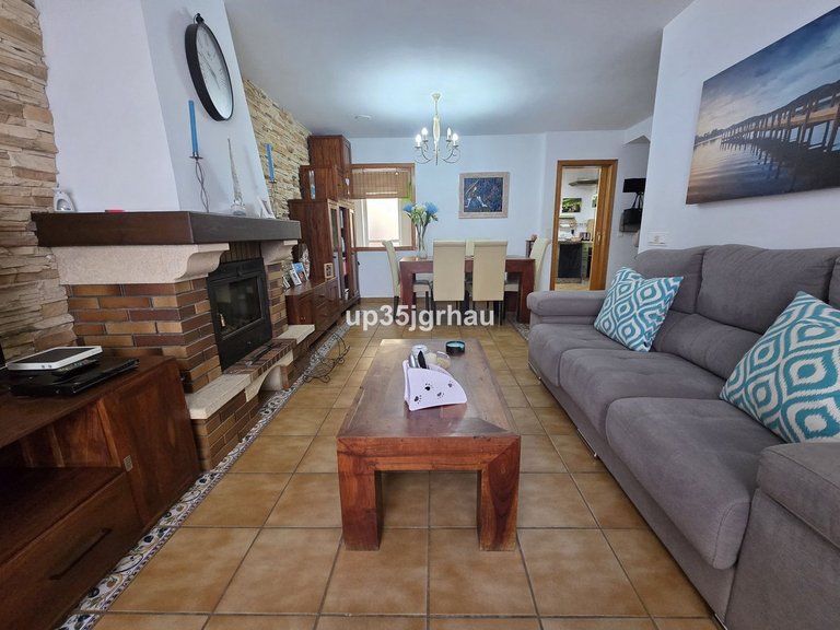 Villa for Sale in Cancelada, Malaga 7