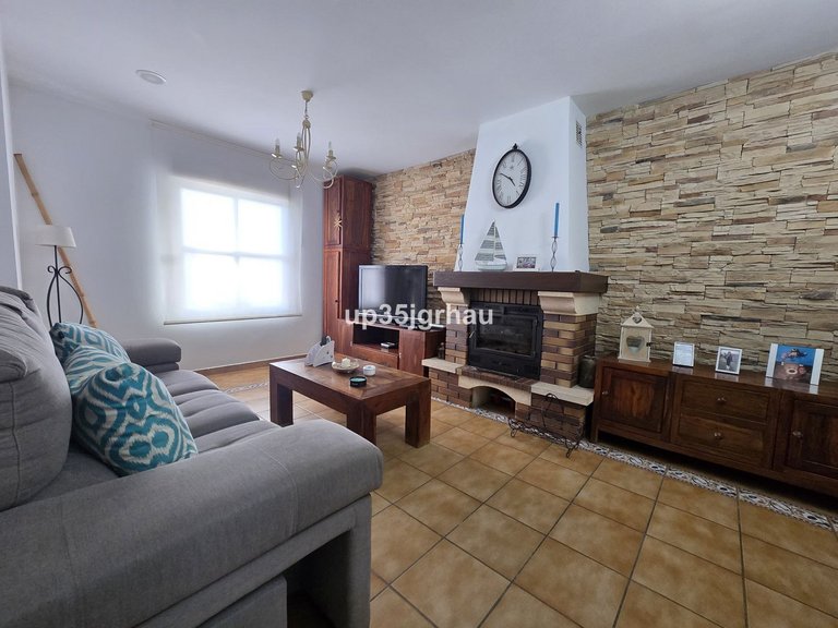 Villa for Sale in Cancelada, Malaga 8