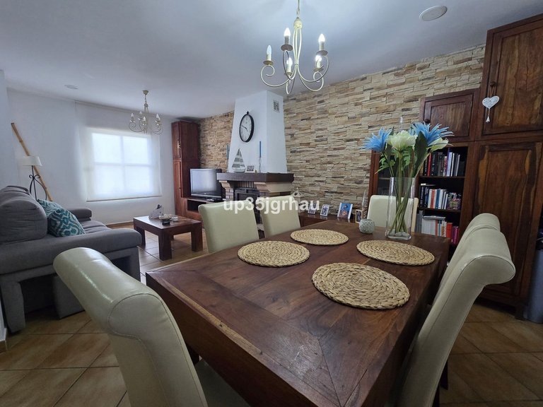Villa for Sale in Cancelada, Malaga 9
