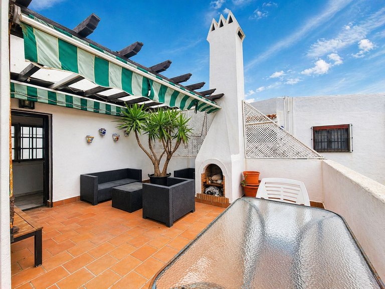 Villa for Sale in La Duquesa, Malaga 1