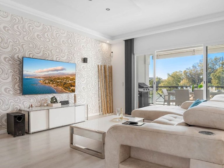 Villa for Sale in Marbella, Malaga 11