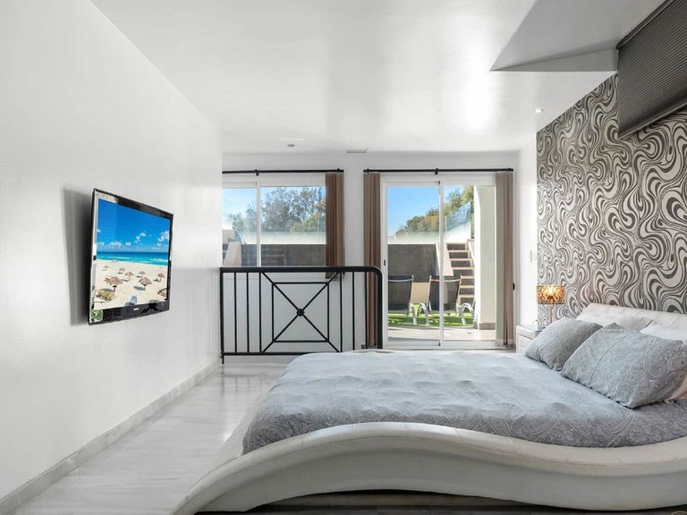 Villa for Sale in Marbella, Malaga 15