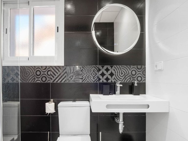 Villa for Sale in Marbella, Malaga 24