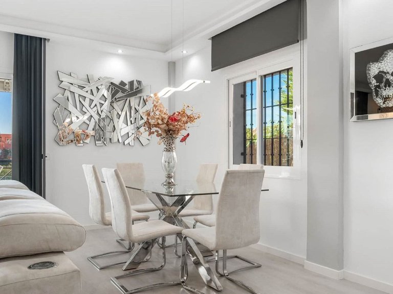 Villa for Sale in Marbella, Malaga 5