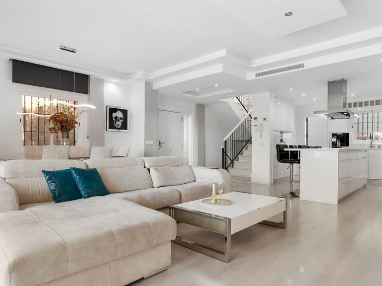 Villa for Sale in Marbella, Malaga 6
