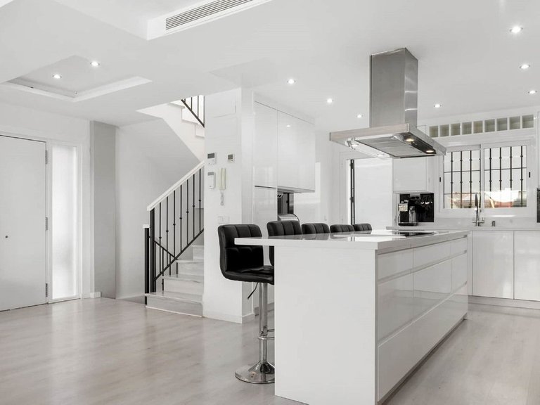 Villa for Sale in Marbella, Malaga 7