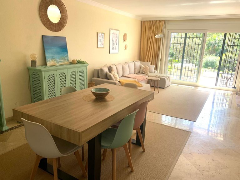 Villa for Sale in Estepona, Malaga 6