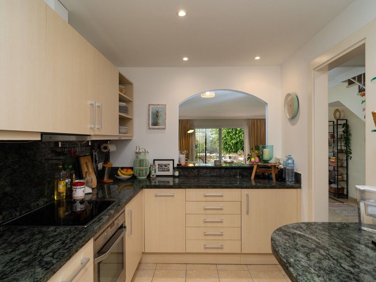 Villa for Sale in Estepona, Malaga 7