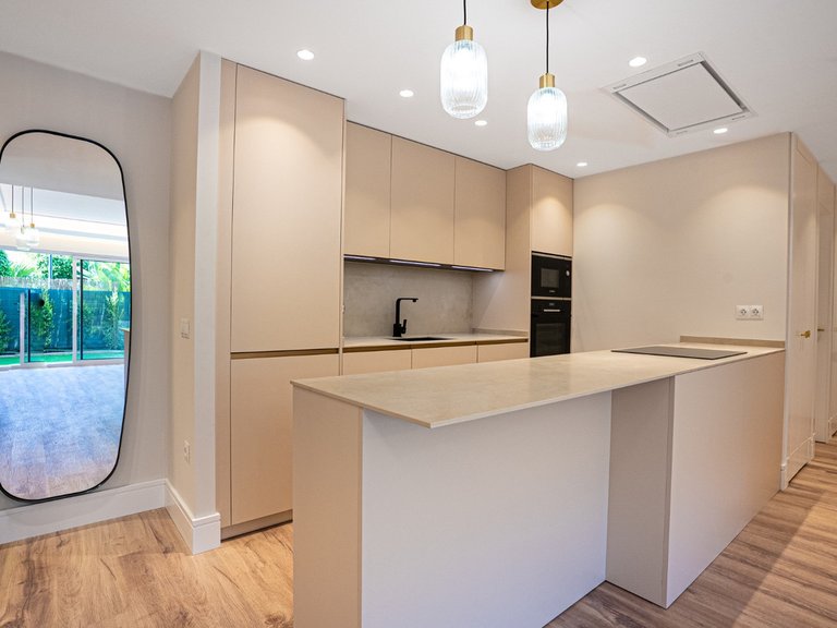 Apartment for Sale in San Pedro De Alcántara, Malaga 10
