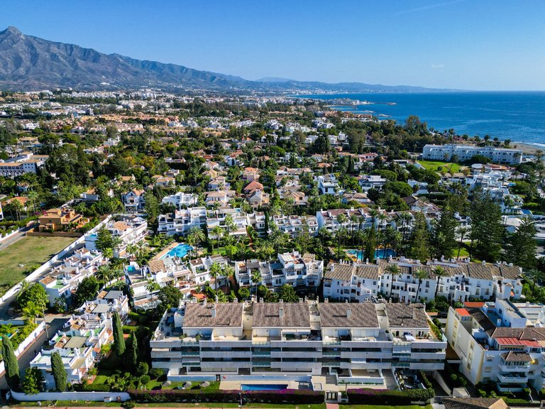 Apartment for Sale in San Pedro De Alcántara, Malaga 20